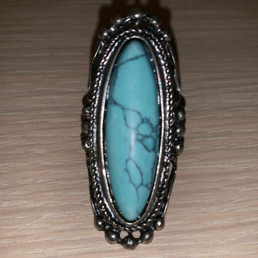 Turquoise Statement Ring ✨ - Picture 2 of 5